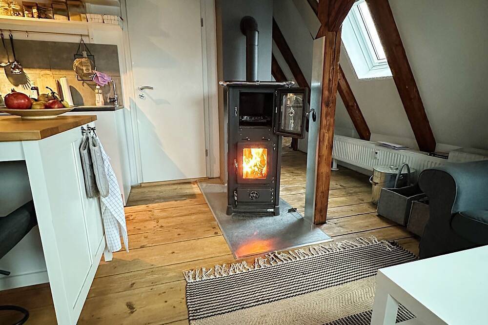 Geheel appartement, Doornroosje-Loft in Marienberg, Ertsgebergte