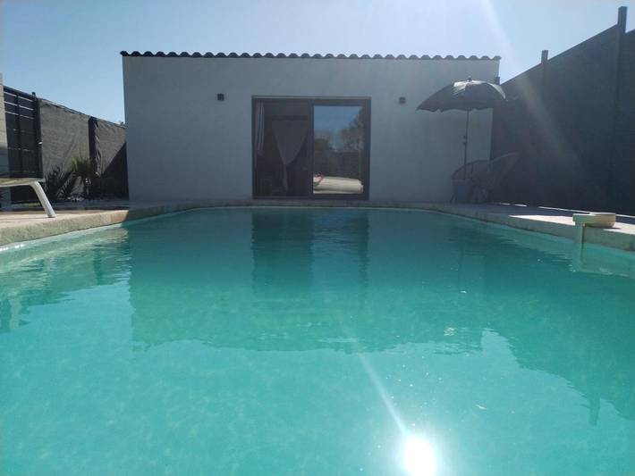 Gîte pour 2 personnes, avec jardin ainsi que piscine et jacuzzi à Gajan
