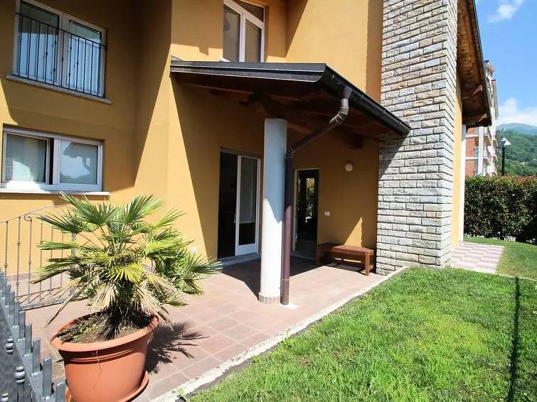 Haus 8 Personen in Dongo, Comer See