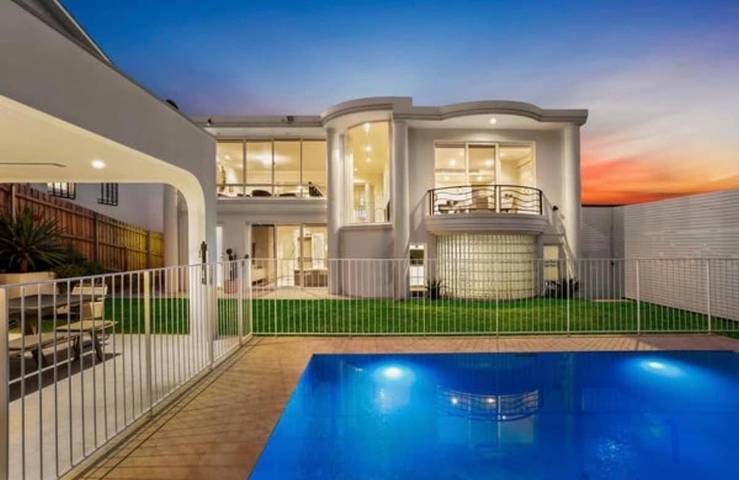 Casa de vacaciones para 10 personas, con balcón además de piscina y vistas - 1