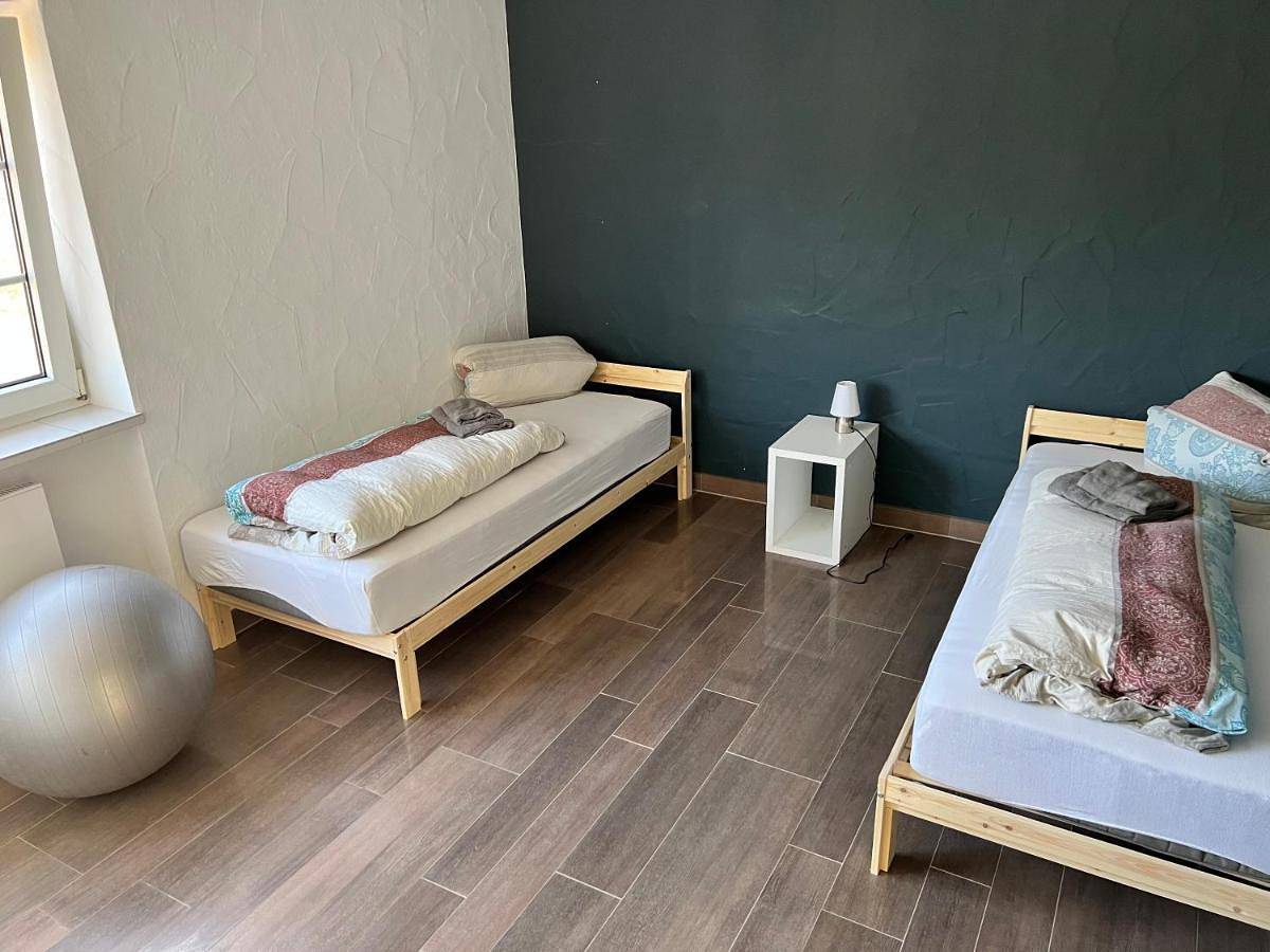 Appartement entier, One-Bedroom Apartment in Alzenau, Région viticole de Franconie