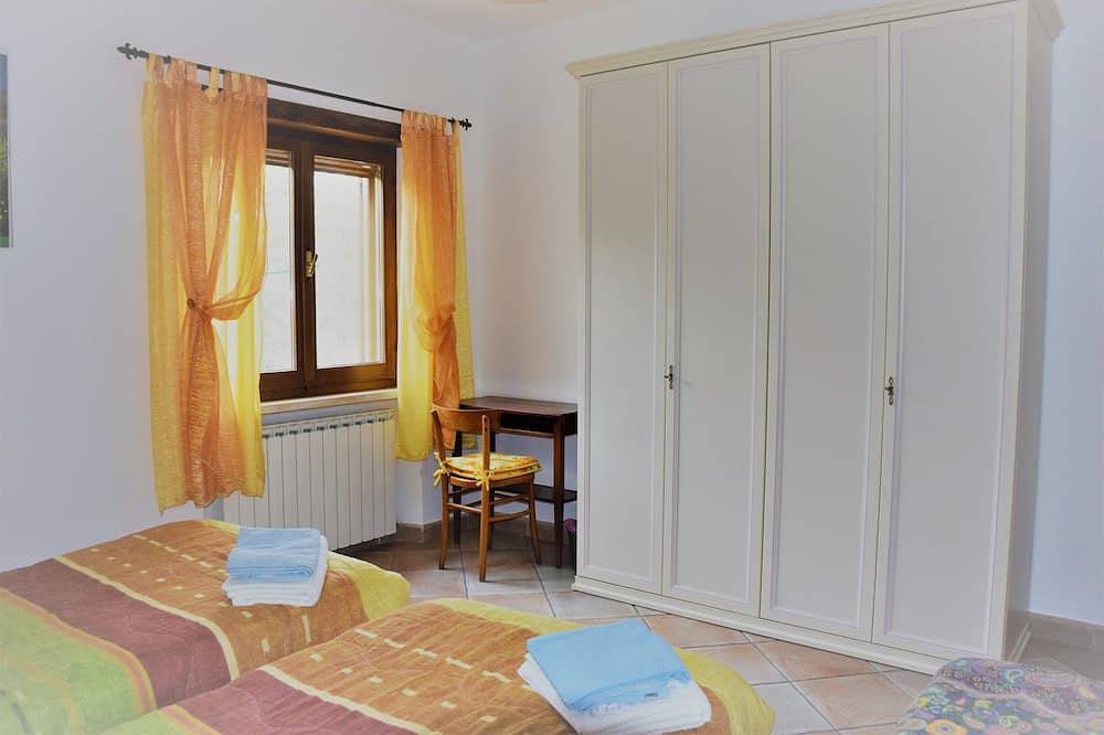 Geheel appartement, La Vecchia Dimora apt - Agriturismo la Coccinella in Valfabbrica, Provincie Perugia