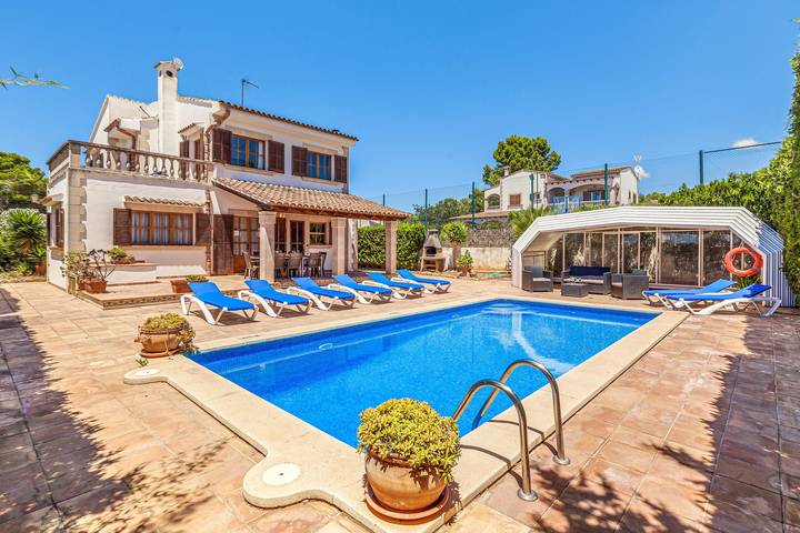 Finca für 8 Personen, mit Balkon und Garten in Campos