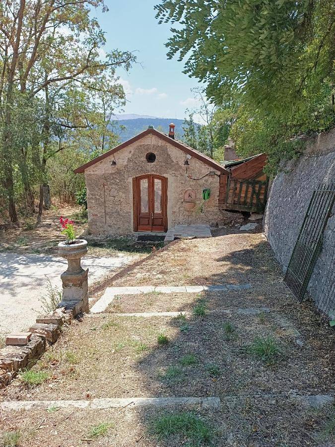 Location de vacances pour 2 personnes, avec jardin, animaux acceptés à L'Aquila - 4