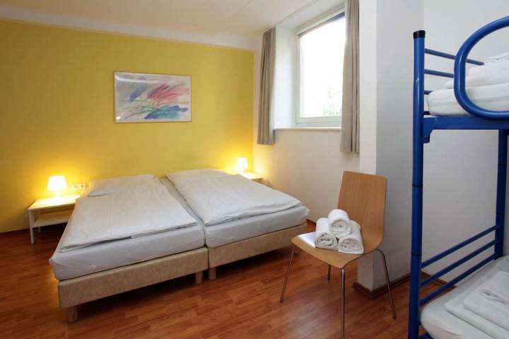 Hotel für 10 Personen