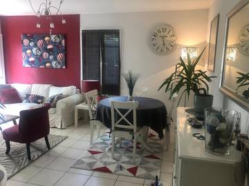 Gîte pour 2 personnes, avec terrasse et vue, animaux acceptés à Bayonne
