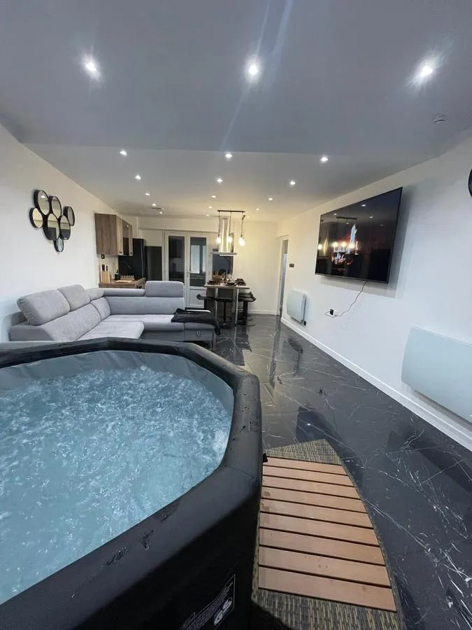 Apartamento de vacaciones para 4 personas, con terraza y jacuzzi - 1