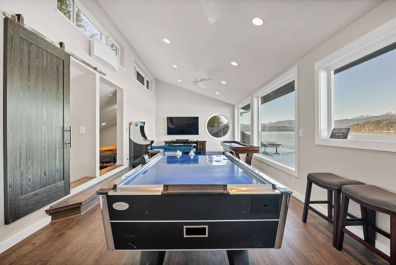 Hood Canal Waterfront - Dock Hot Tub Bbq Games in Union, Hood Canal