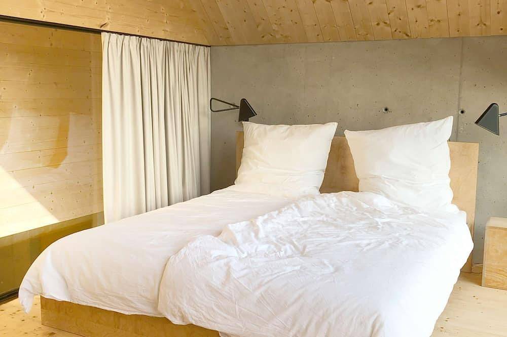 Ganze Wohnung, Burgstrasse Apartment West mit Garten und Sauna in Altleiningen, Saar-Nahe-Bergland