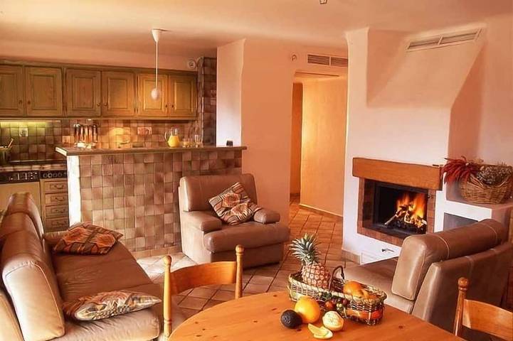 Chalet de luxe & appartements de 50 m² à 600 m² -  2 à 18 pièces - 2 à 36 pers. in Champagny-en-Vanoise, Massif de la Vanoise