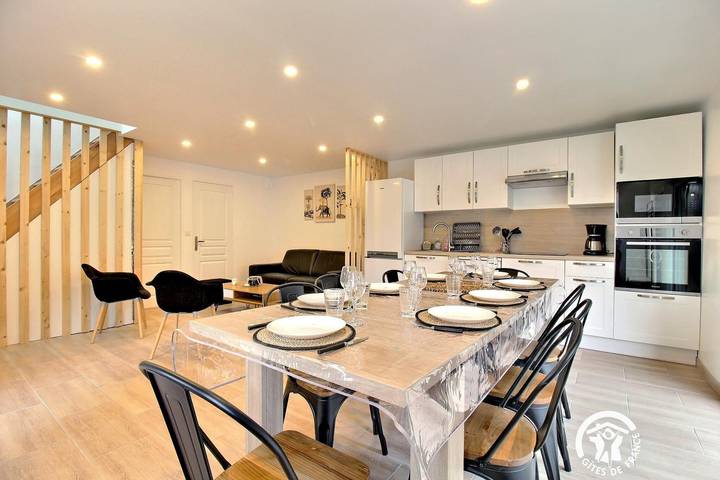 Gîte pour 8 personnes, avec jardin à Ploemeur - 4