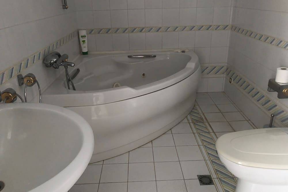 Accommodation with private terrace in tropical garden,  in Estepona, Costa del Sol