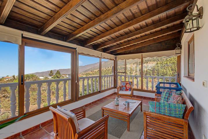 Casa La Era La Palma Apartment with Mountain Views, Wi-Fi and Air Conditioning