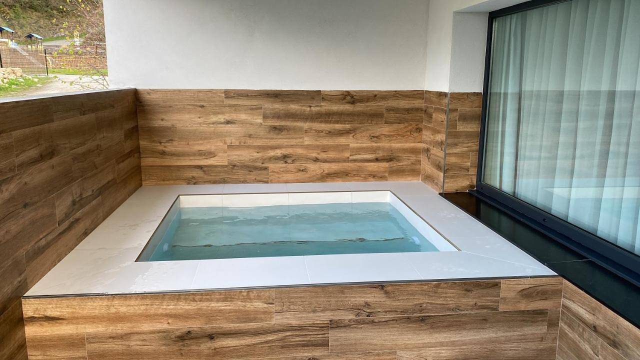 Villas Vairocana in Santillana del Mar, Costa de Cantabria