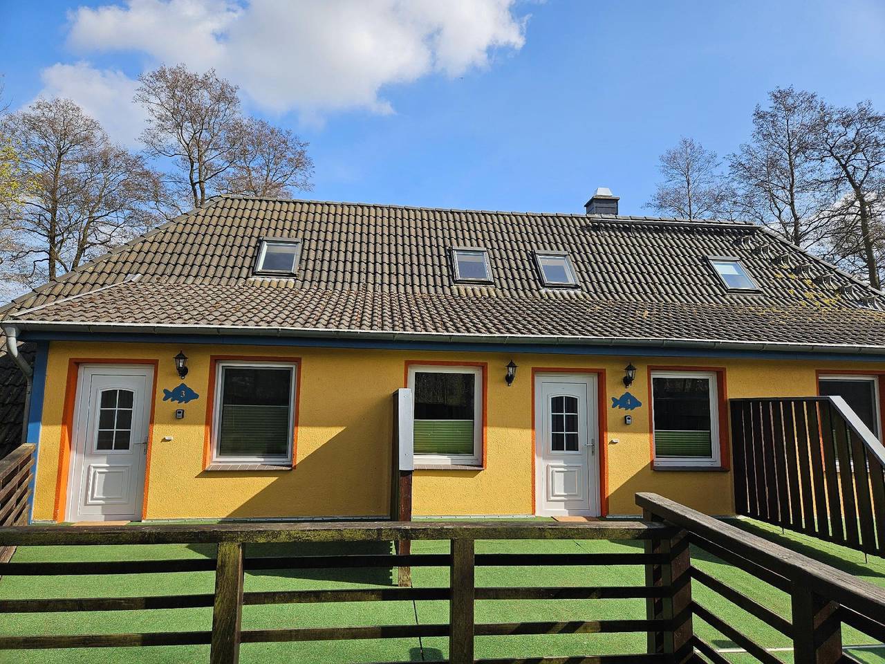 Ganze Ferienwohnung, Charmante Ferienwohnung in Neukloster mit Terrasse in Neukloster, Nordwestmecklenburg (Wismar und Umgebung)