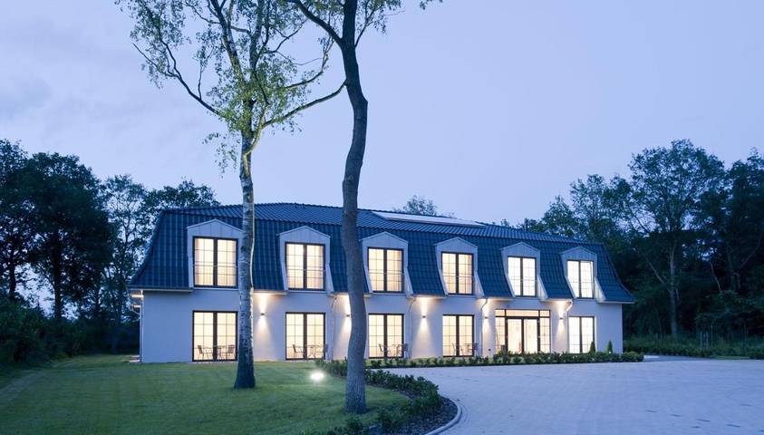 Hotel für 3 Personen, mit Terrasse und Garten in Hatten - 2