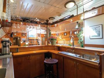 Boot voor 30 Personen in Leiden, Zuid-Holland, Afbeelding 1