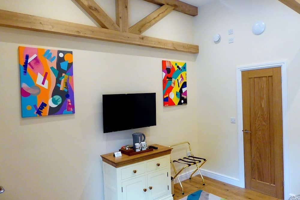 Luxury 5 star Lavender room  in Bix and Assendon, Chiltern Hills