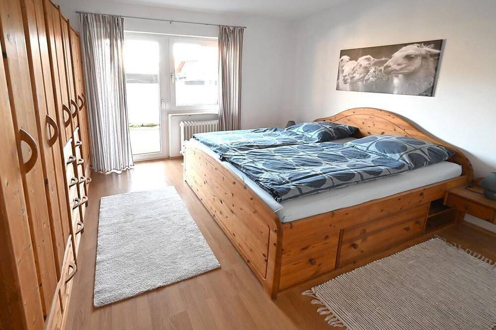 Ganze Wohnung, Zur angenehmen Gegend - Ferienwohnung Zur angenehmen Gegend in Annweiler, Trifelsland