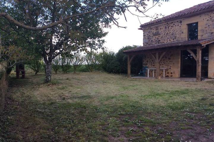 Gîte pour 7 personnes, avec Terrasse et Jardin
