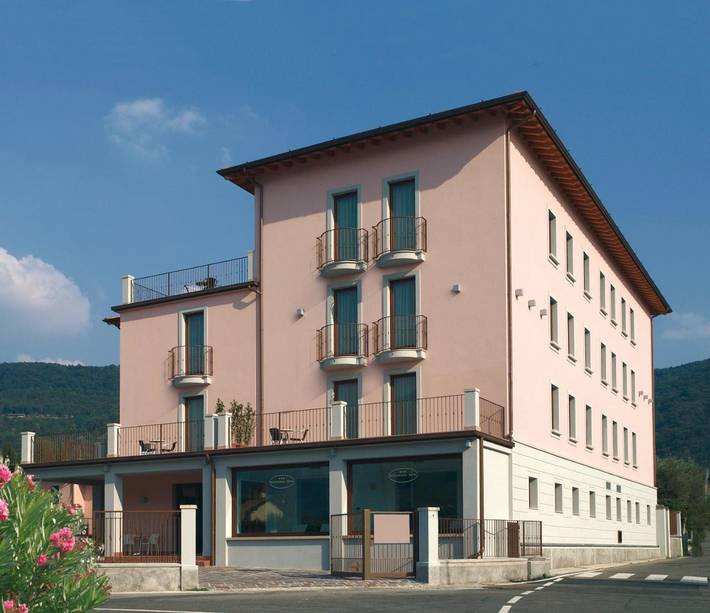 Hôtel pour 2 personnes, avec Jardin dans Iseo