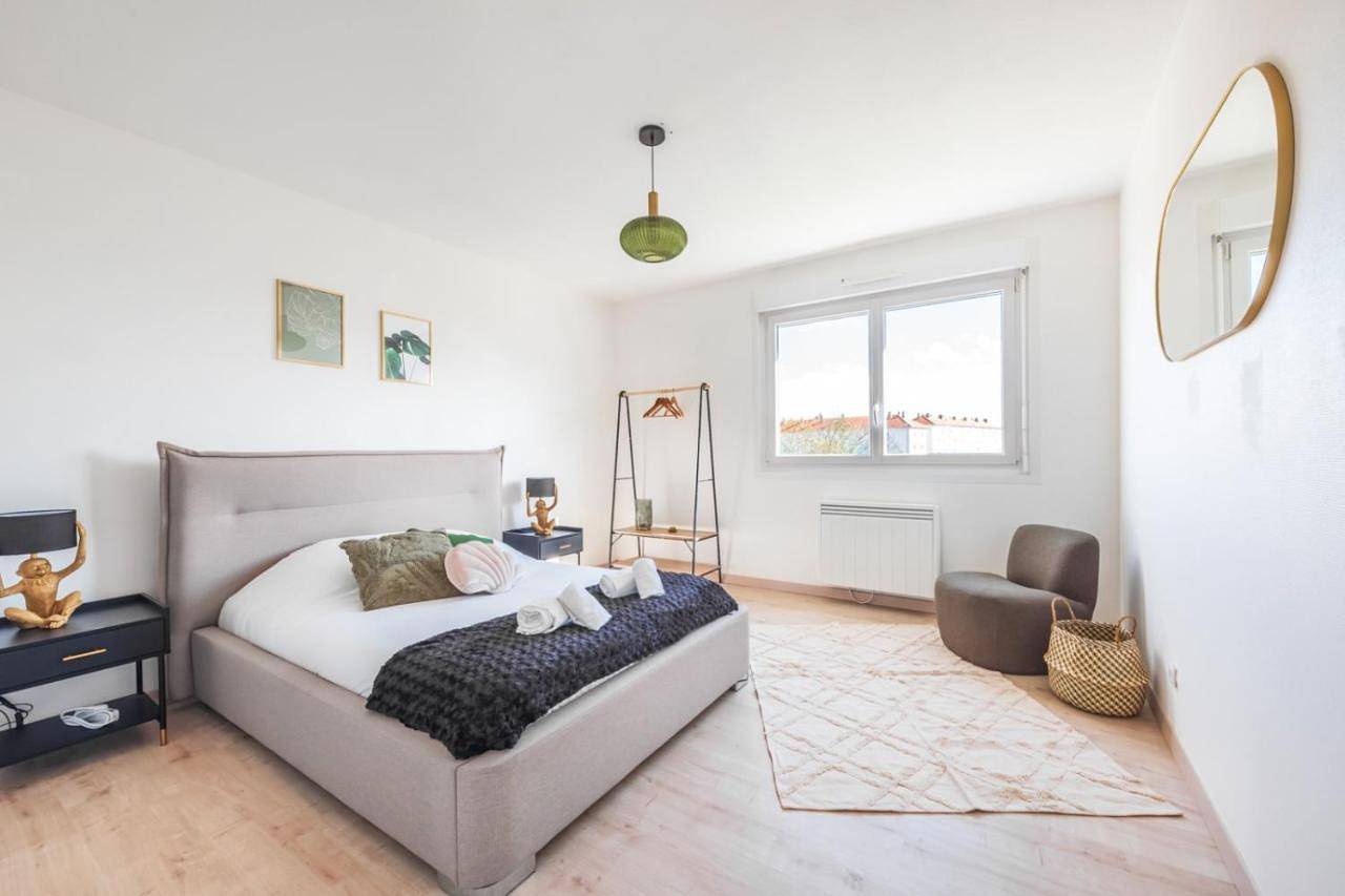 Appartement entier, Le Solaris 3 chambres avec 2 grands lits et 3 simples in Lingolsheim, Région de Strasbourg