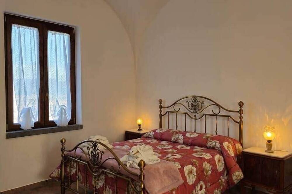 Villa Eteria – Private Panoramic Villa near Pompeii in Lettere, Naples Province