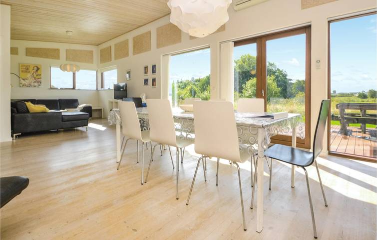 Ferienhaus für 8 Personen, mit Terrasse und Whirlpool sowie Garten und Sauna in Råde Strand - 3