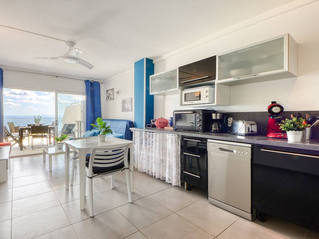 Entire apartment, Meda Chica in Roses, Upper Empordà