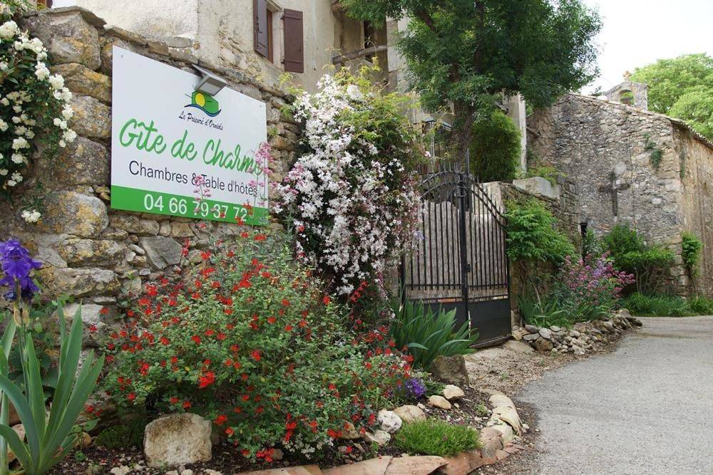Chambres d´Hôtes Prieuré d'Orniols in Goudargues, Région de Nîmes