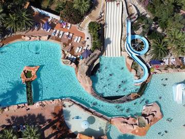 Camping pour 5 personnes, avec bassin pour enfant à Agde