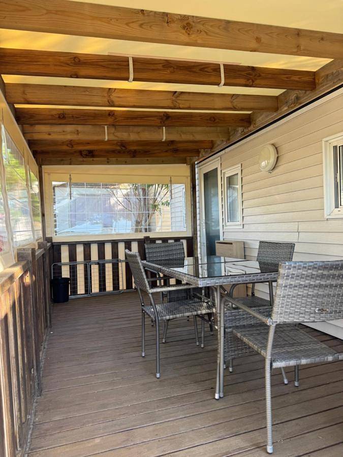 Gîte pour 4 personnes, avec terrasse et piscine à Saint-Thibéry - 3
