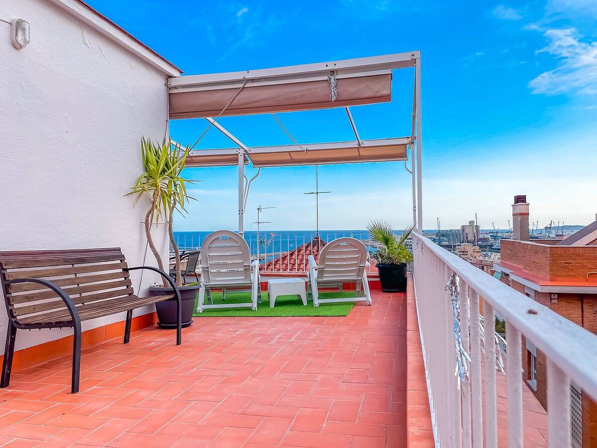 Appartement entier, Appartement de vacances pour 2 personnes avec balcon/terrasse in Tarragone, Costa Dorada