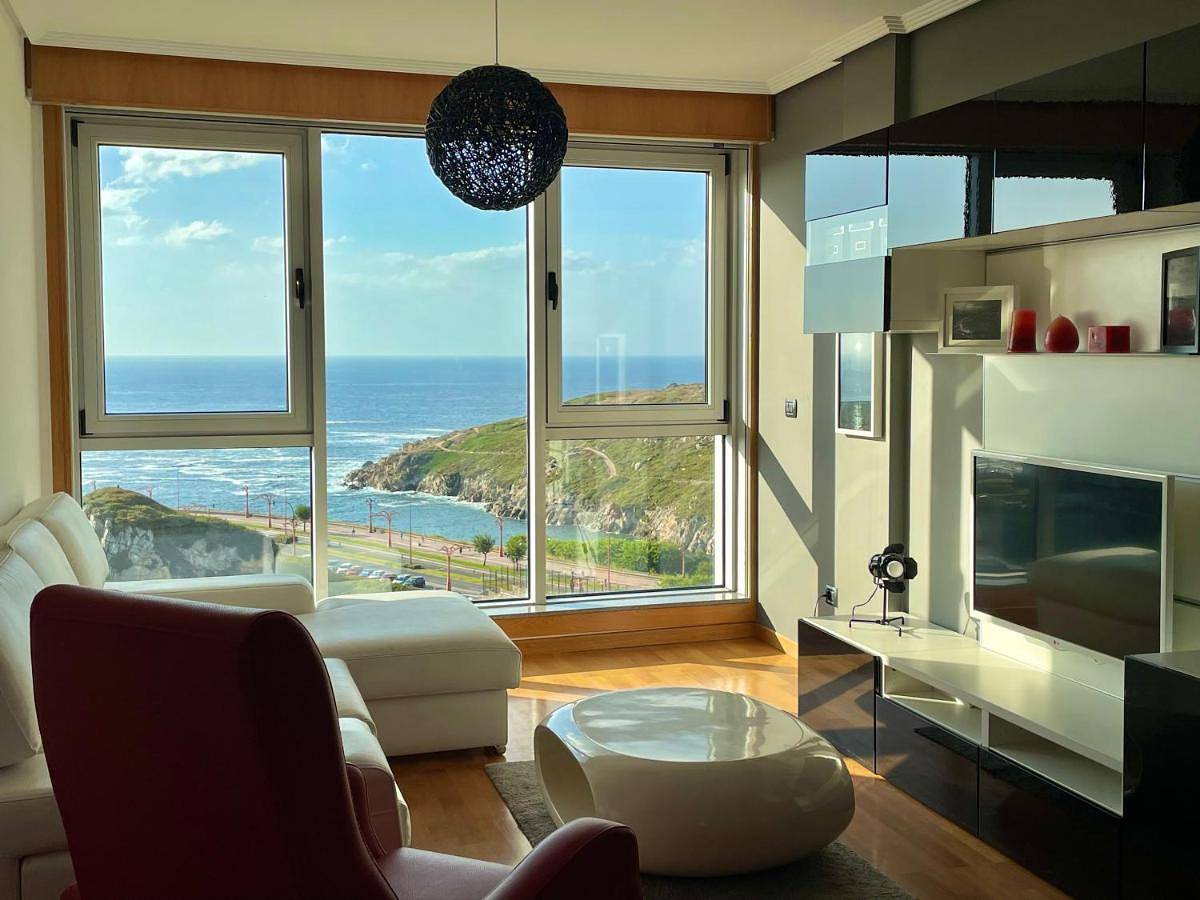 Appartement entier, Parking, vistas al mar y tres habitaciones in La Corogne, Costa de Galicia