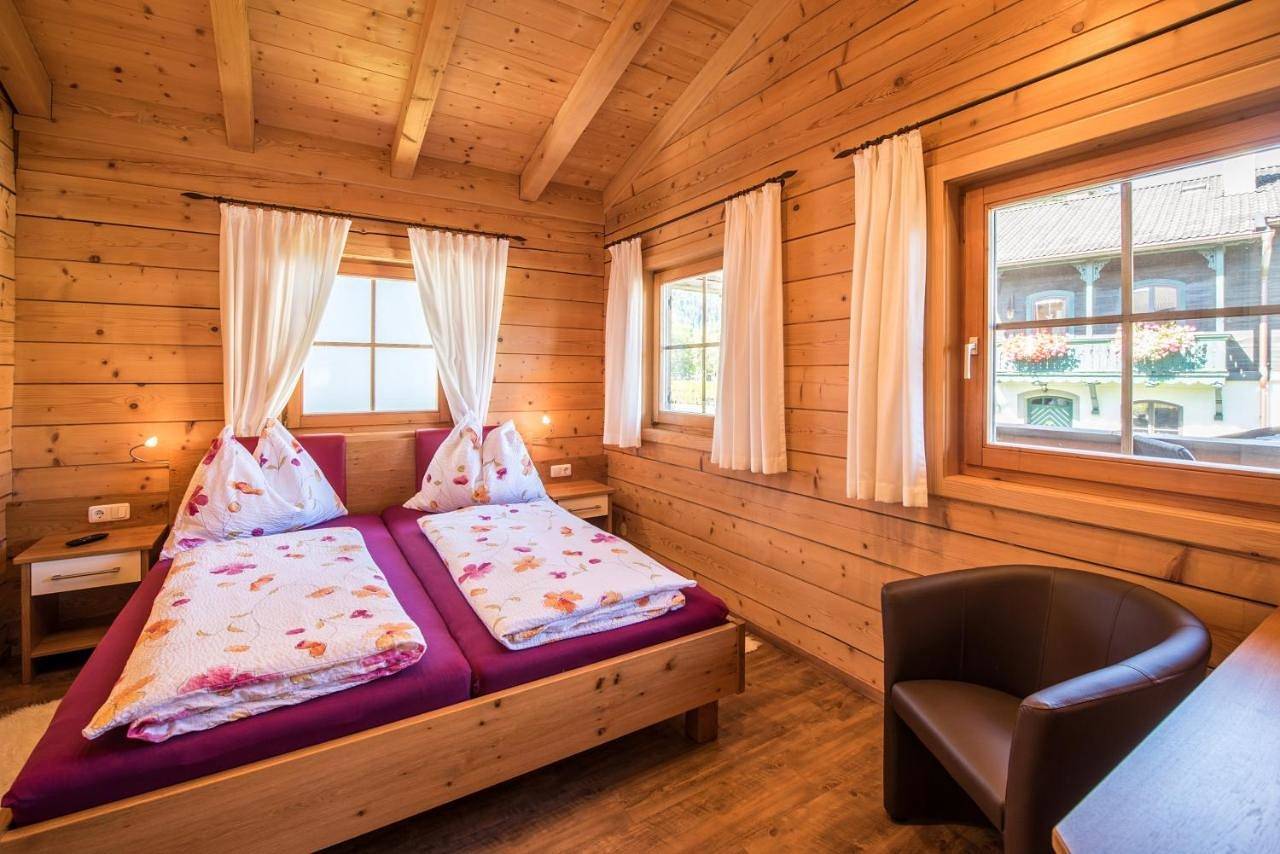 Two-Bedroom Chalet in Bruck an der Glocknerstraße, Pinzgau