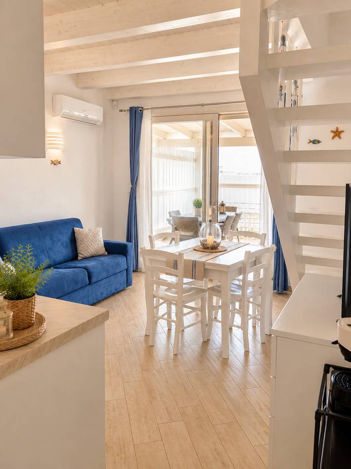 Apartamento entero, Elegante casa vacanza con terrazza vicino al mare in Isola Rossa, Trinità d'Agultu e Vignola