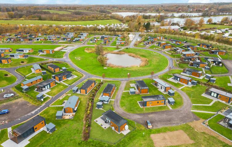Wohnwagen für 4 Personen, mit Terrasse und Garten in Süsel - 3