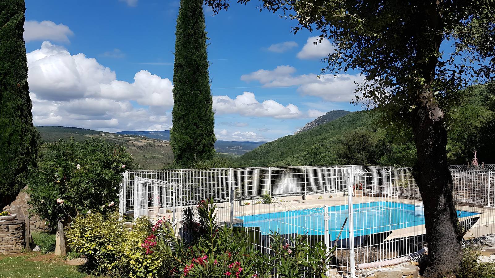 Gite du berger París climatizado in Coustaussa, Parque Natural Regional Corbières-Fenouillèdes