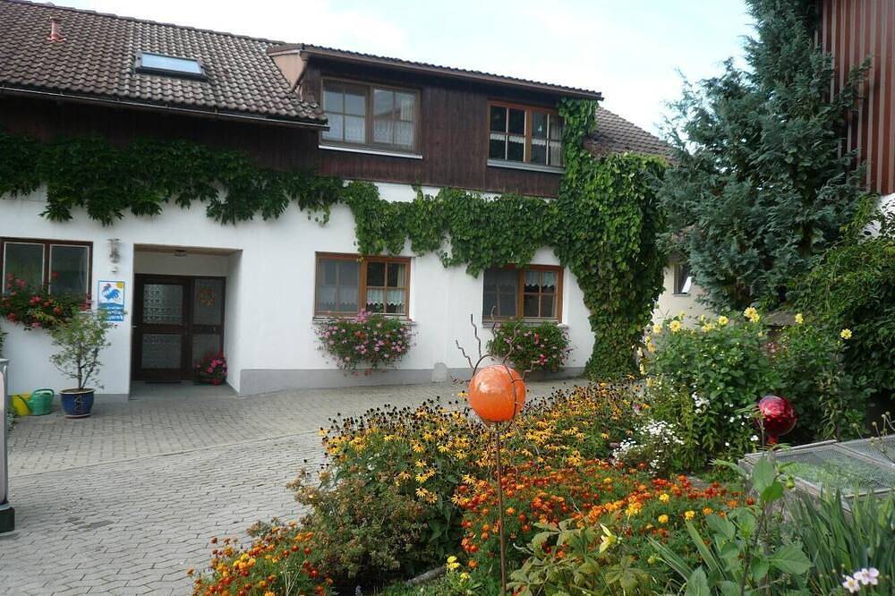 Ganze Wohnung, Ferienhof Fink - Ferienwohnung Kleeblatt in Opfenbach, Bayerisch Schwaben