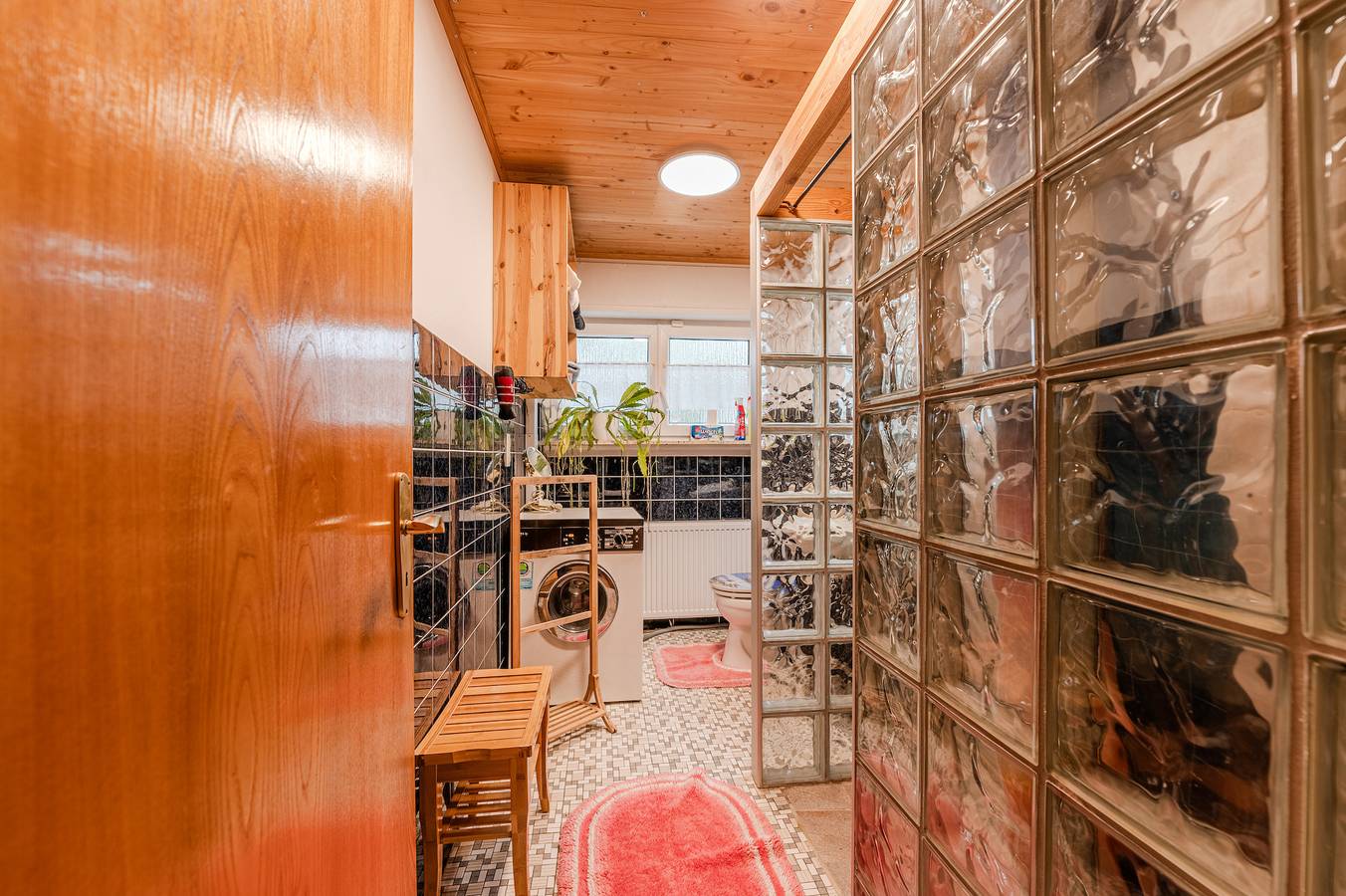 Ganze Ferienwohnung, Ferienhaus Störzel Wohnung A in Morbach, Bernkastel-Kues & Umgebung