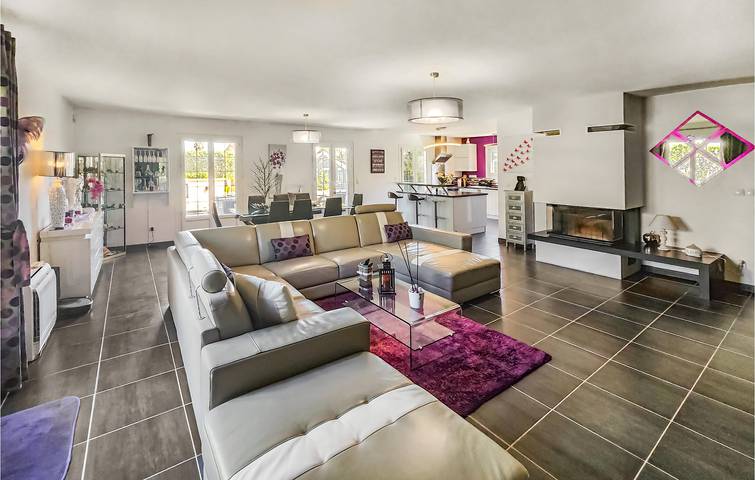 Location de vacances pour 6 personnes, avec piscine ainsi que jardin et terrasse à Sérignan - 3