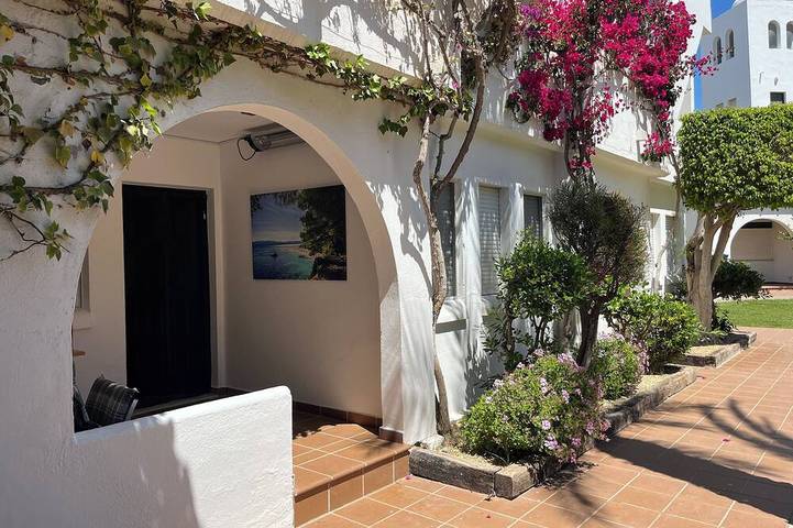 Holiday apartment for 4 people, with pool - 1