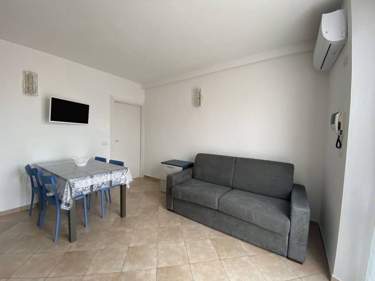 Entire holiday apartment, Pianosa 1 - Trilocale 6 Posti Letto Zona Conchiglia in San Vincenzo, Etruscan Coast