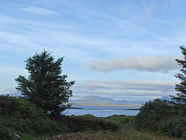 Holiday rental for 7 people, with Balcony and Terrace as well as Garden and Lake view in Achill Island