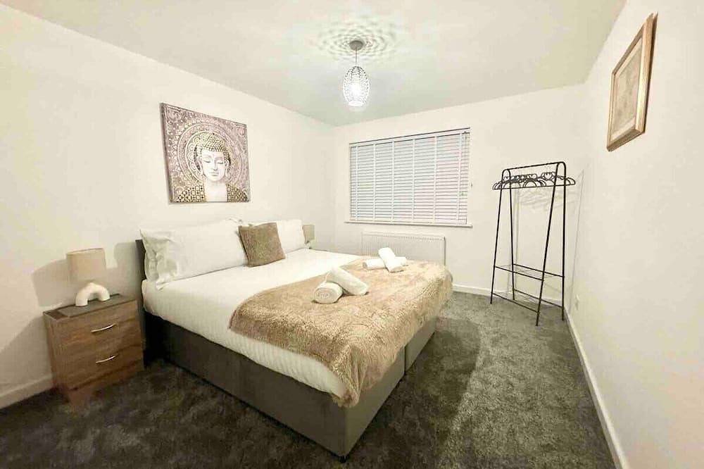 Swindon 3 Bedroom house to relax and enjoy in Swindon, North Wessex Downs