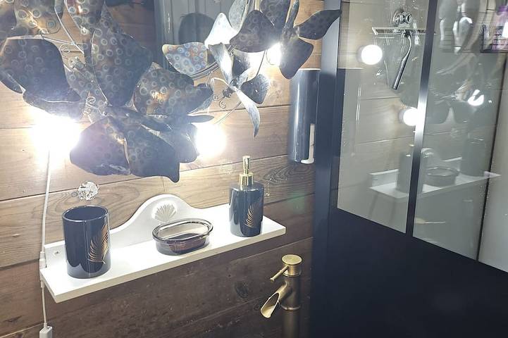 Gîte pour 5 personnes, avec jacuzzi et piscine à Saint-Jean-du-Pin - 4