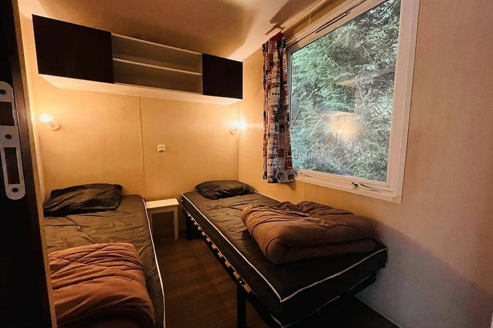 Camping 3 étoiles - Piscine - ccbeeib in Saint-Père-sur-Loire, Loire Valley