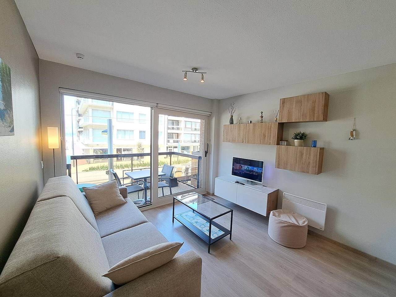 Ganzes Studio, Oostduinkerke Coastal Retreat für 4 Personen in Ostdünkirchen-Bad, Koksijde