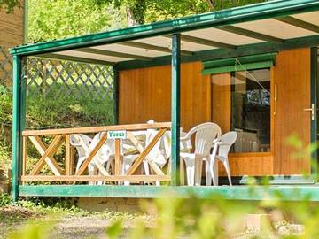 Chalet pour 4 Personnes dans Vion, Région de Tournon-sur-Rhône, Photo 1