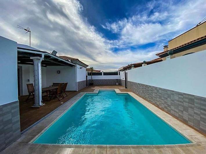 Villa für 6 Personen, mit Ausblick und Terrasse sowie Pool auf Fuerteventura